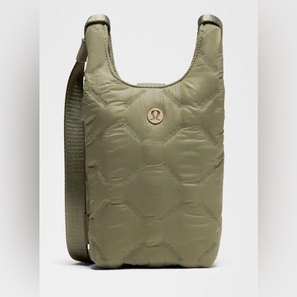 lululemon athletica Handbags - LULULEMON Quilty Pleasures Phone Crossbody Bag 1L, Bay Leaf Green